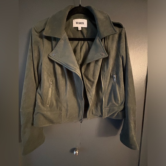 BB Dakota, green suede jacket, perfect condition, size S, zippers on arms, - Picture 2 of 4